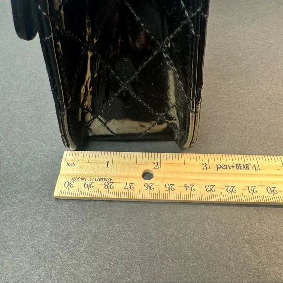 Chanel Vintage Glossy Black Quilted Mini Bag - Picture 11 of 12